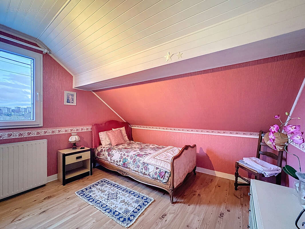 Maison à SAVIGNY-SUR-ORGE