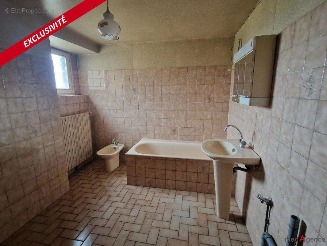 Pancé – Maison avec fort potentiel à 20 min de Rennes - photo 3