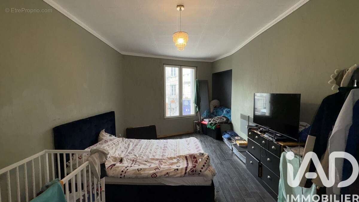 Photo 8 - Appartement à CHATELLERAULT