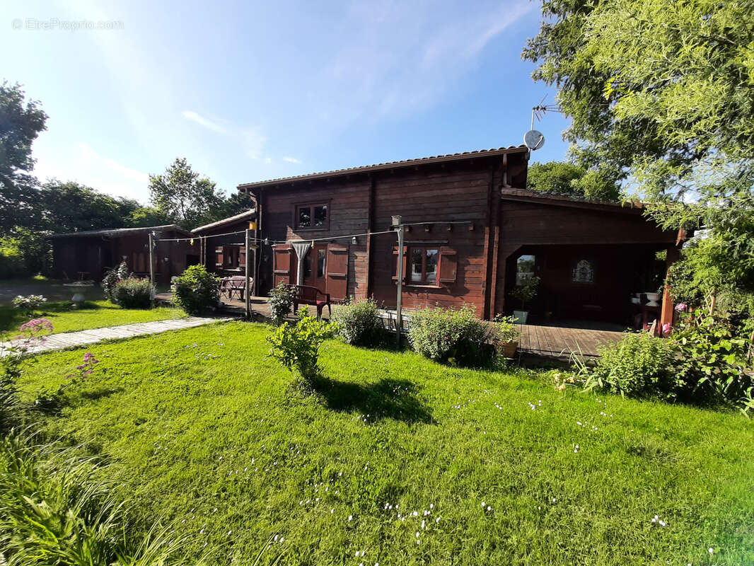 Maison à TALMONT-SAINT-HILAIRE