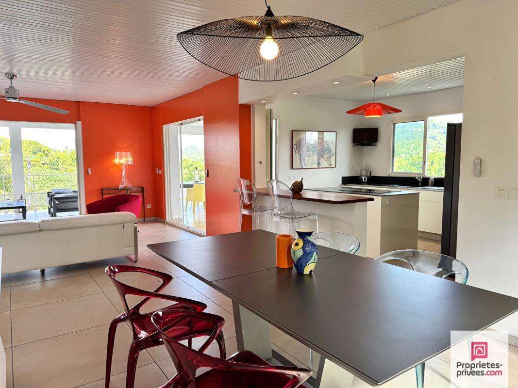 Maison à LE LAMENTIN