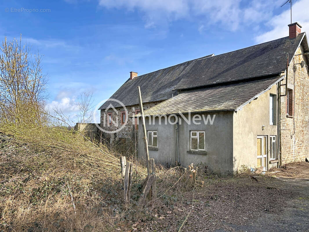 Belle maison a renover avec gite 370 m2 sur terrain de 1 hectare sans voisins - photo 22