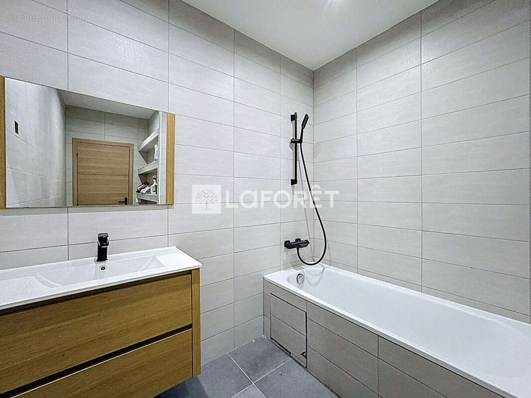 Maison à BONNEUIL-SUR-MARNE