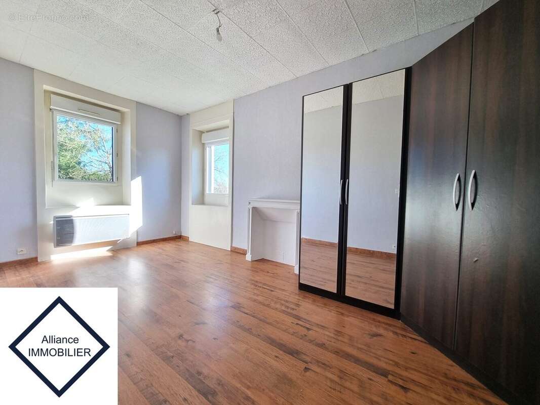 Maison à MONTAUBAN-DE-BRETAGNE