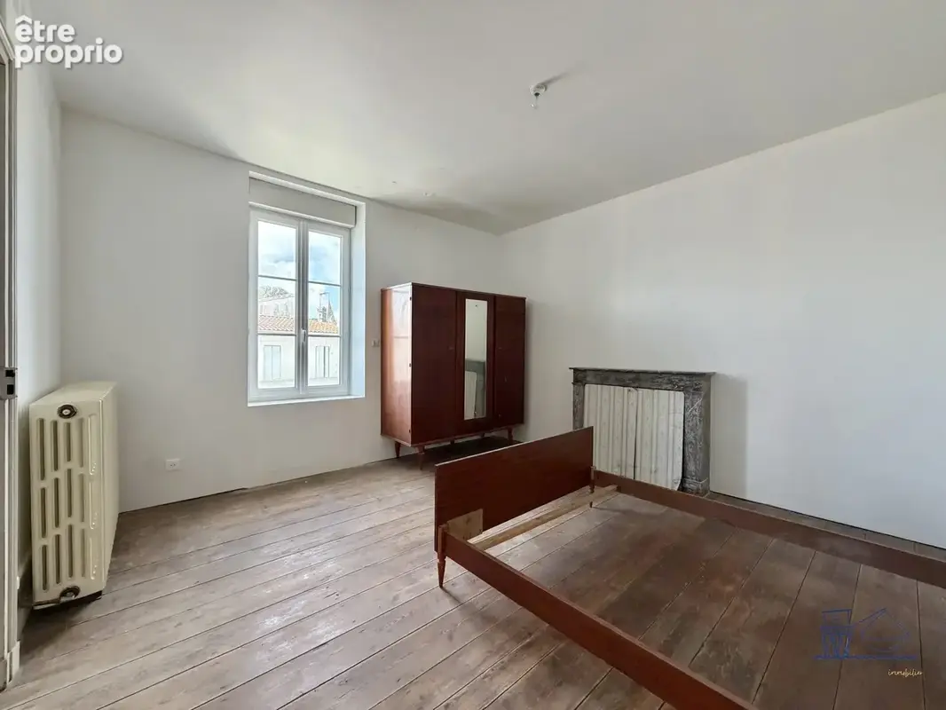 Maison 5 pièces 160 m² à vendre à Brie-Sous-Mortagne (17120) - photo 8