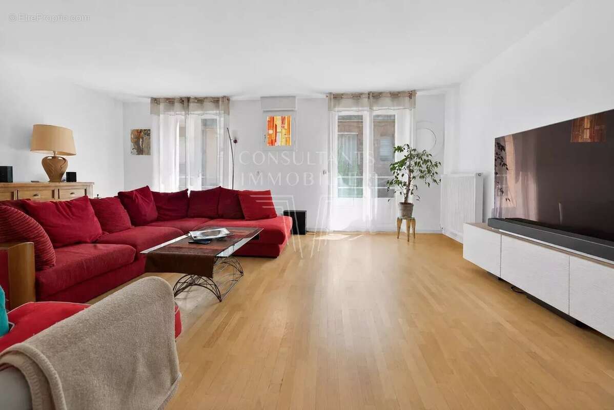 Maison à BOULOGNE-BILLANCOURT