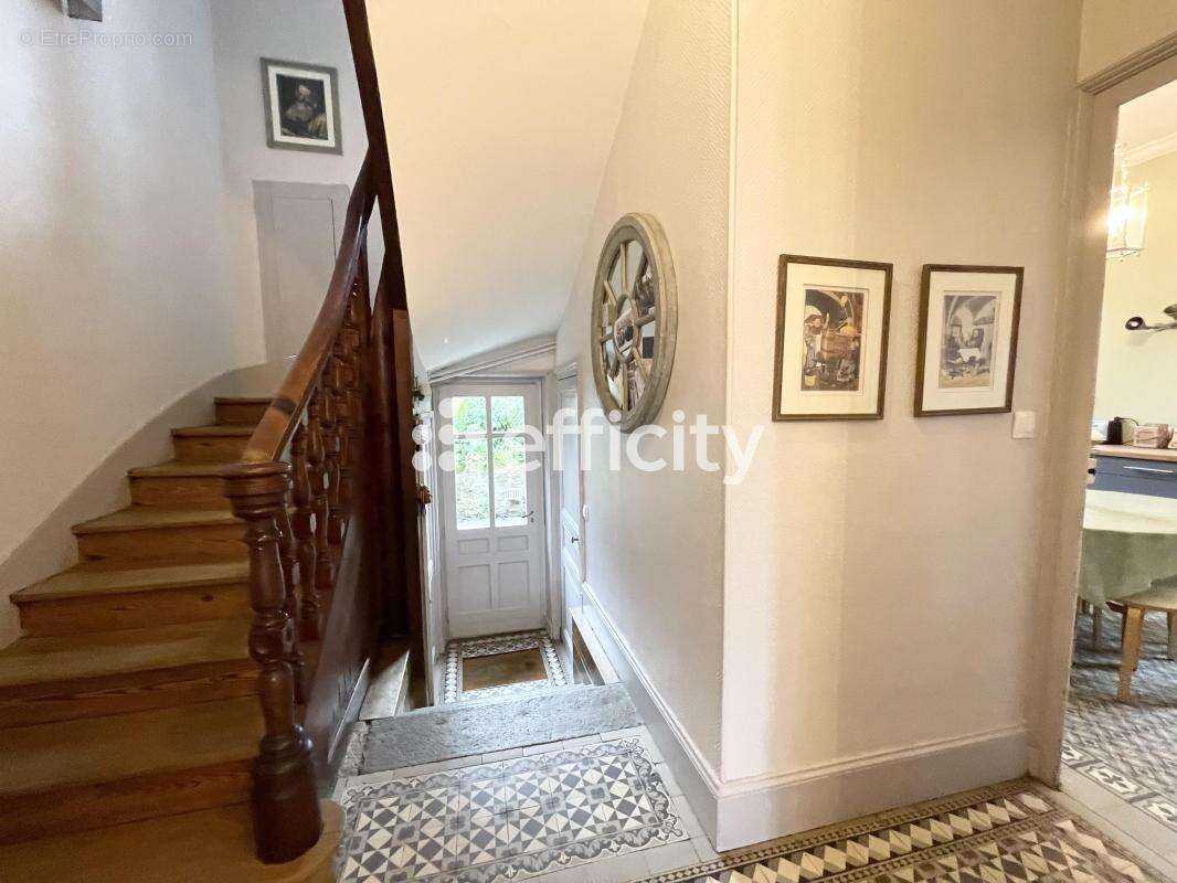 Maison 255 m² à Nantes  - photo 5