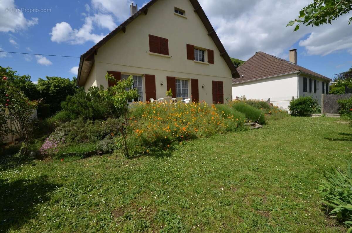 Maison à CROISSY-SUR-SEINE