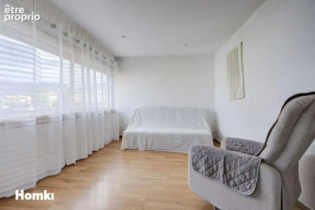 Maison/Villa T5 de 127 m² à Saint-André 66690 - photo 2