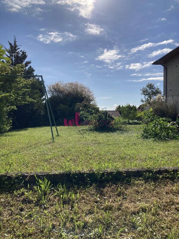 Terrain à VERNAISON