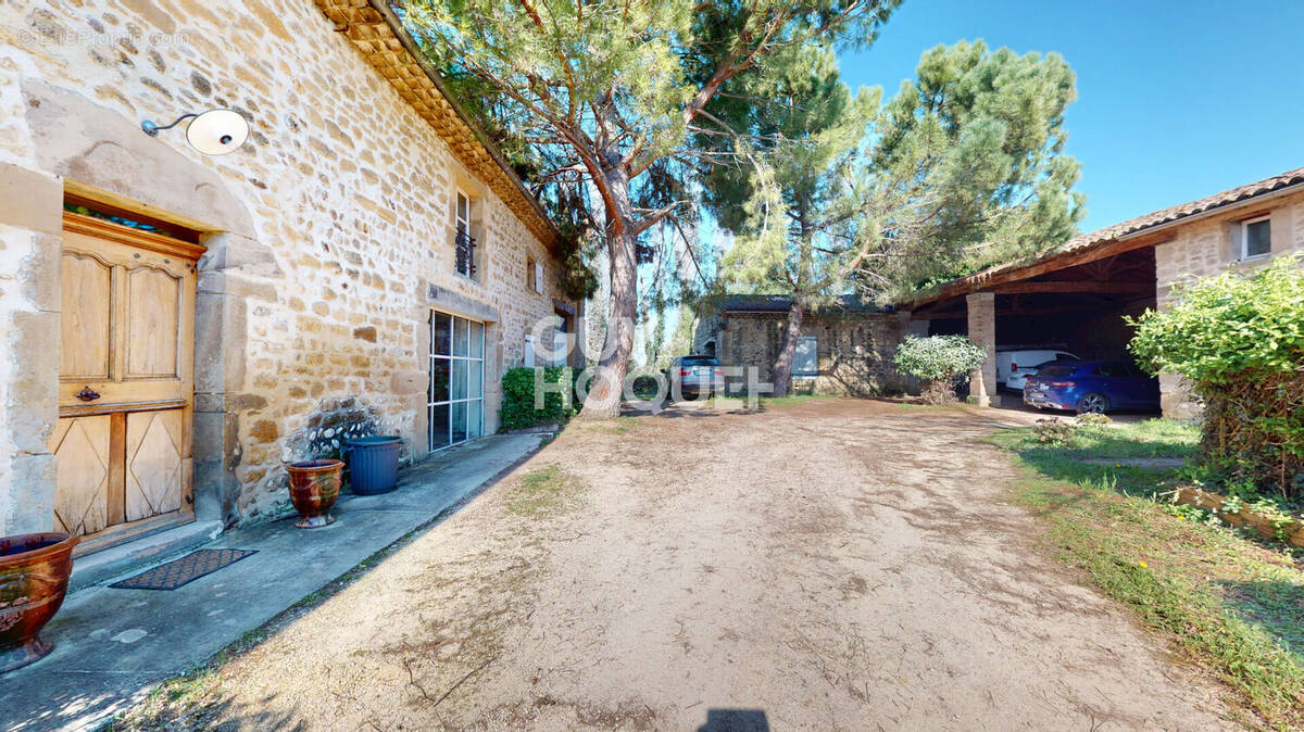 Maison à MONTOISON