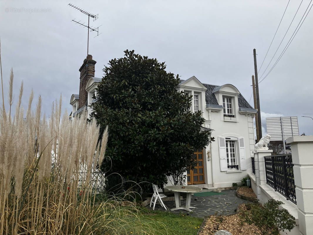 Maison à PACY-SUR-EURE