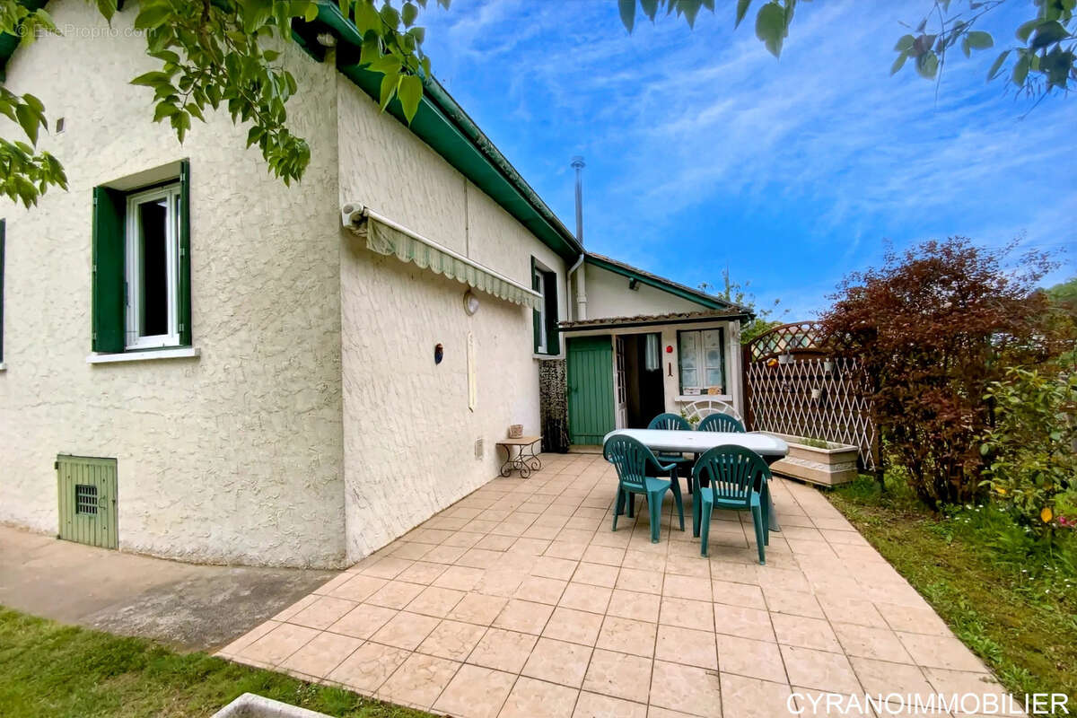 Maison à PRIGONRIEUX