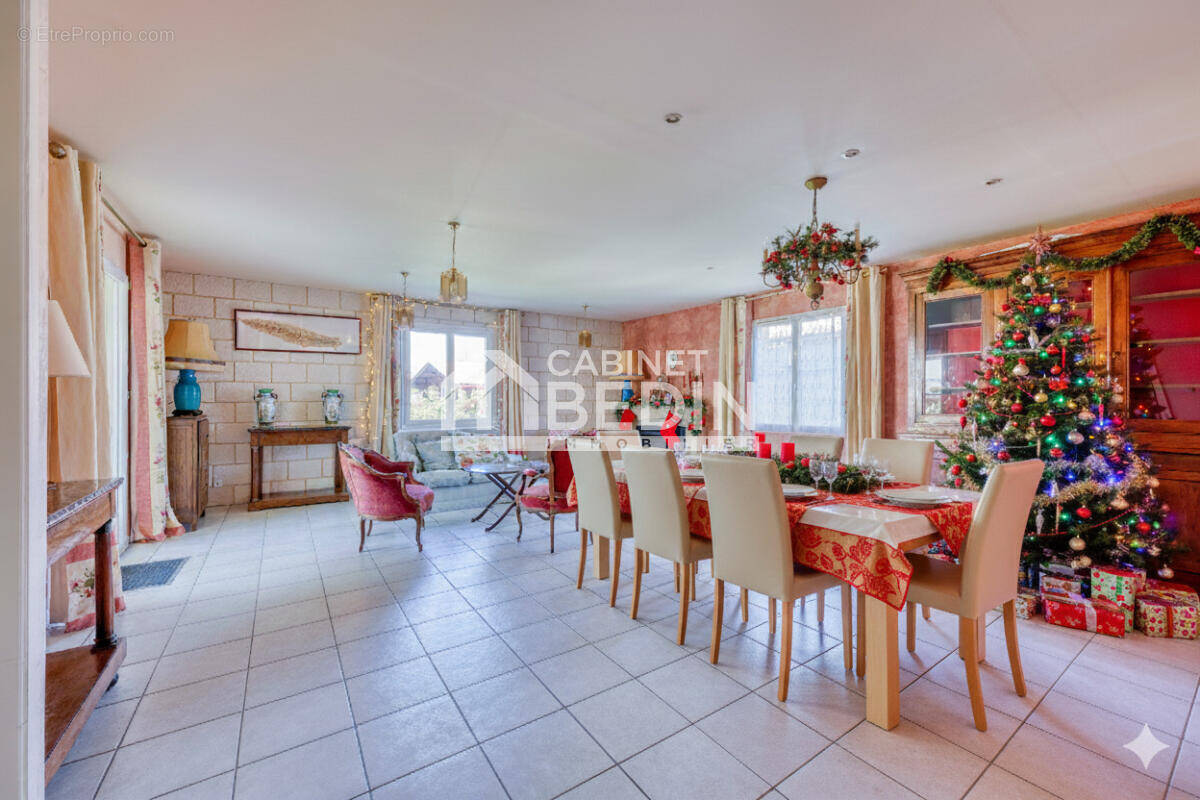 Maison à SAINT-MEDARD-EN-JALLES