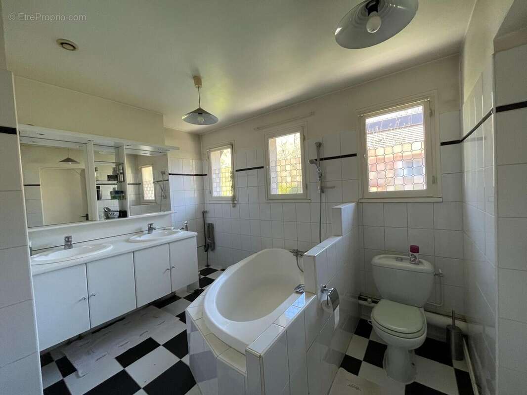 Photo 8 - Maison à JOUARS-PONTCHARTRAIN