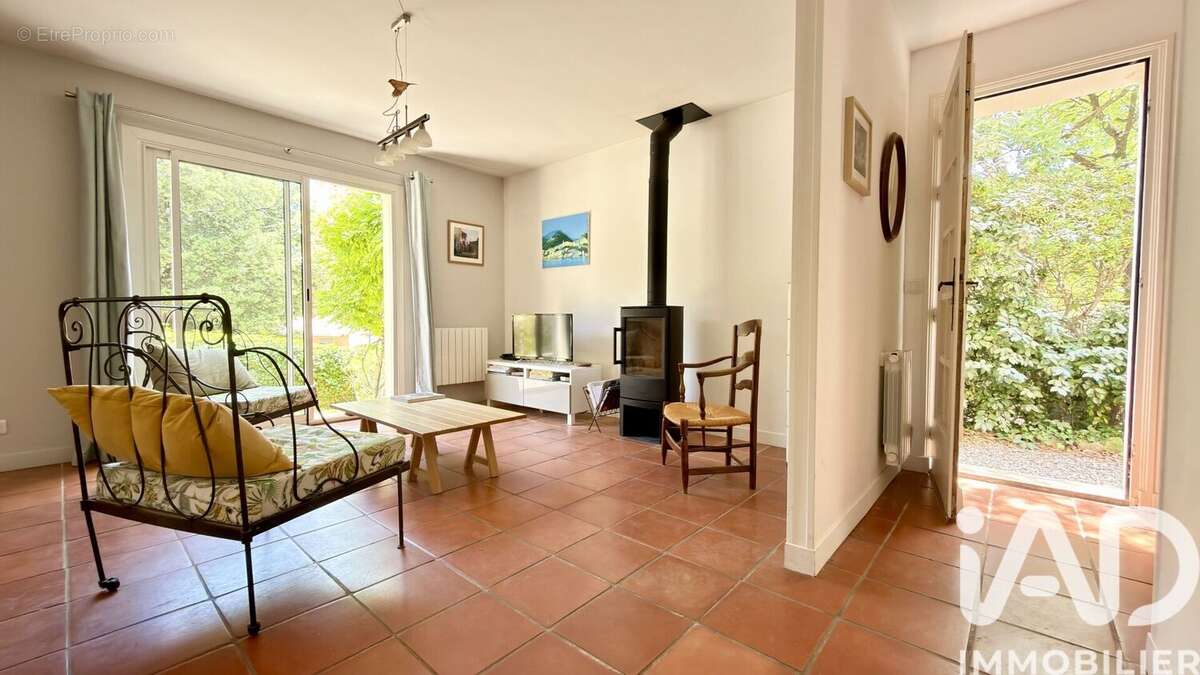 Photo 3 - Maison à JOUQUES