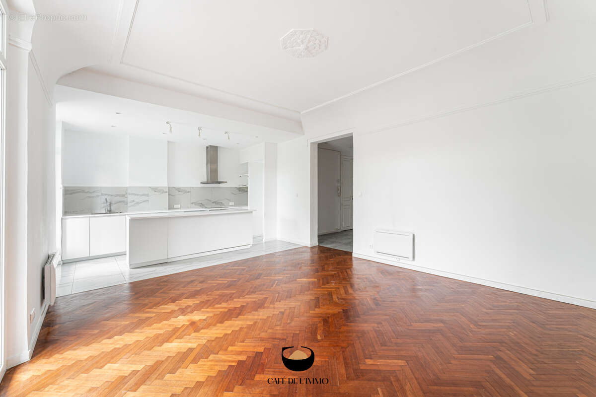 Appartement à MARSEILLE-8E