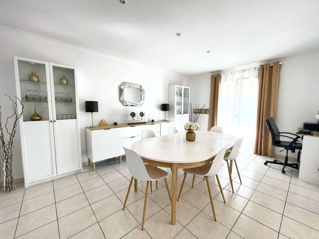 Maison à VAULX-EN-VELIN