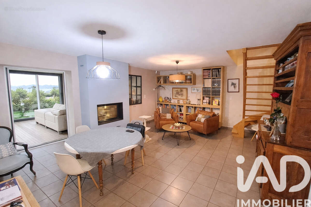 Photo 4 - Maison à QUINTIN