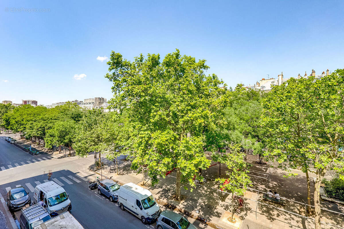 Paris - 11- voltaire. - photo 11
