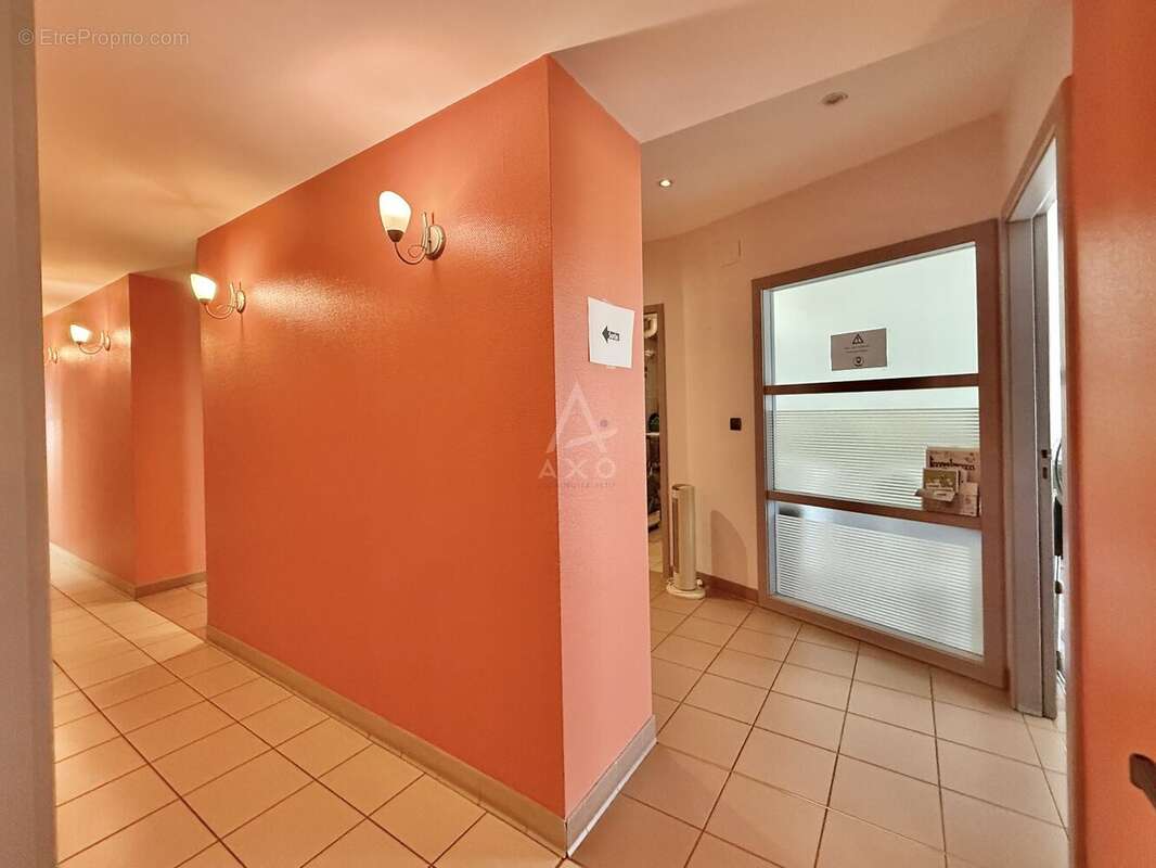 Maison 363 m² à Remilly  - photo 3