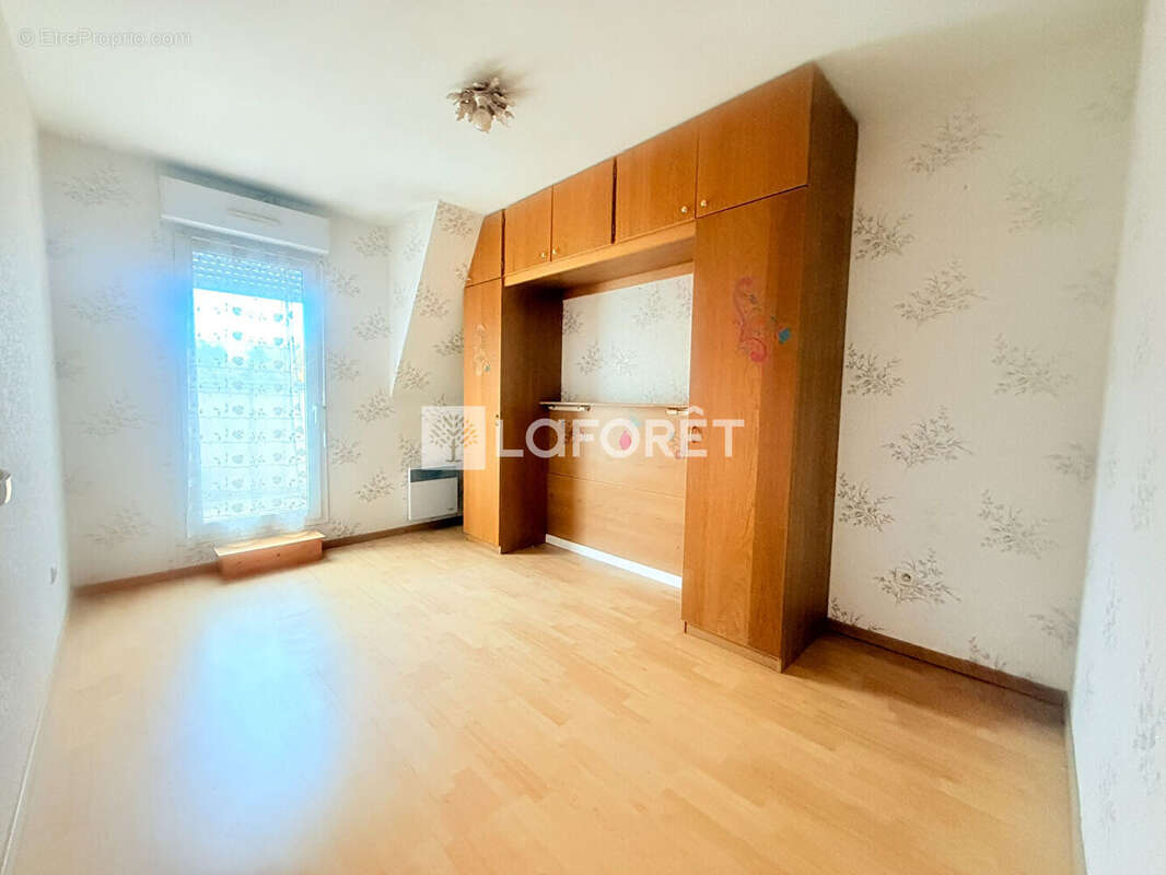 Appartement à LAMORLAYE