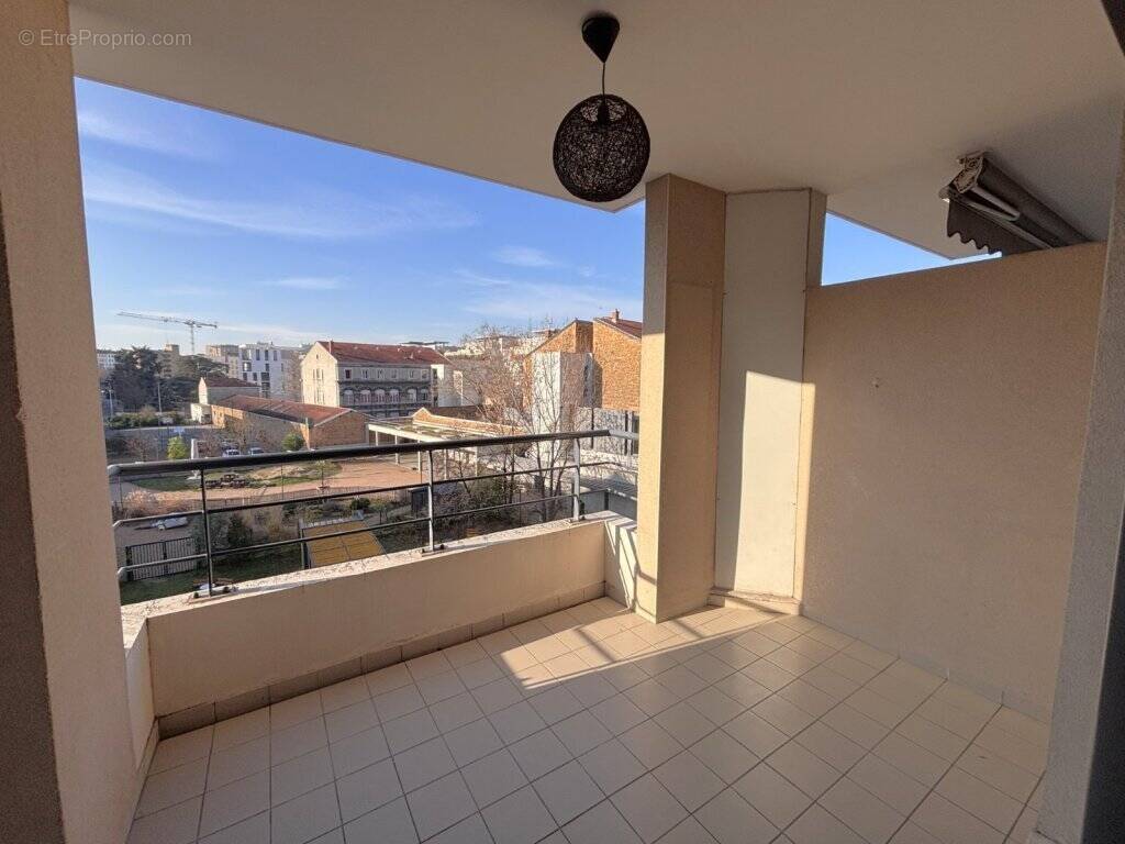 Appartement à LYON-7E
