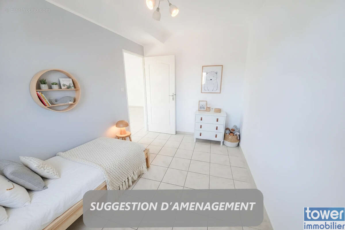 T4 lumineux 71m2 + véranda 22 m2, vue dégagée   plein centre et à deux pas des Thermes - photo 10