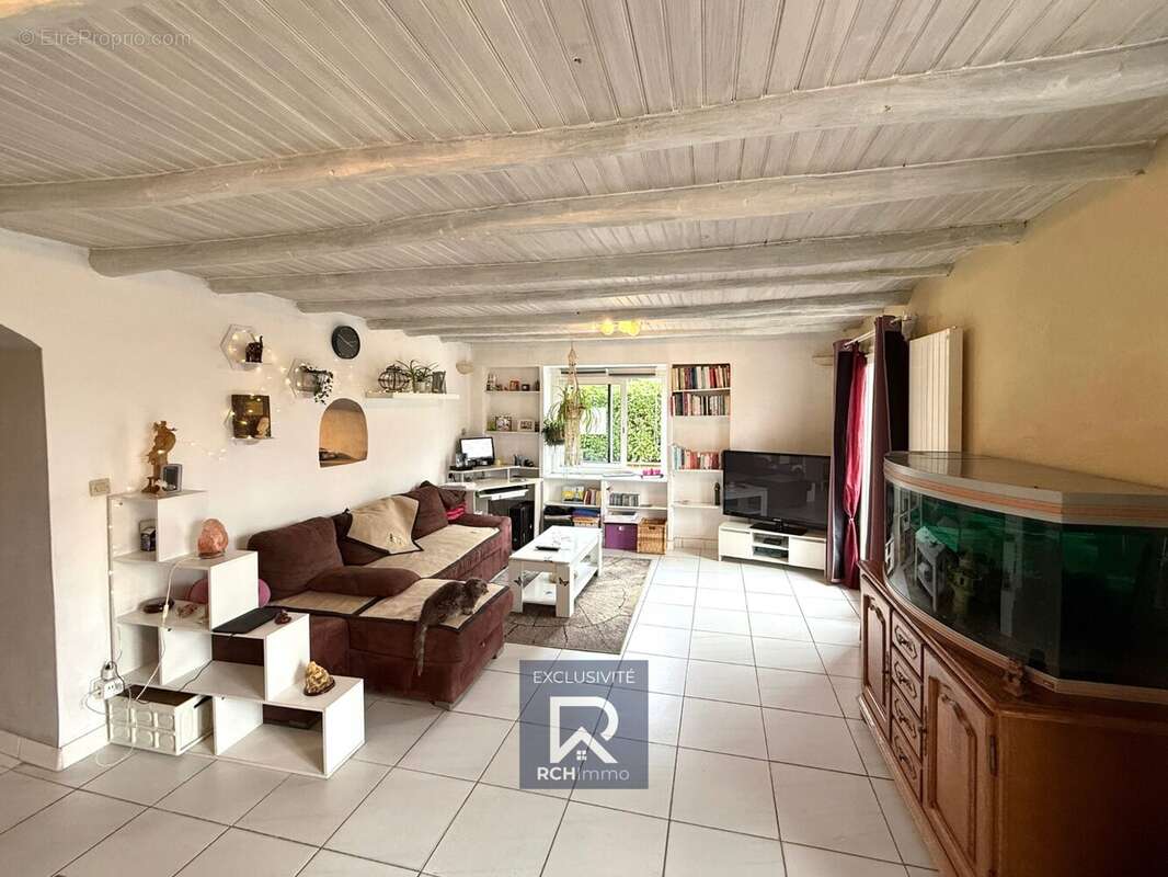 Maison à MOIDIEU-DETOURBE