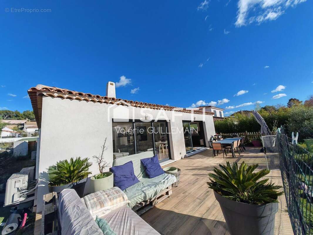 Photo 2 - Maison à SAINT-CHAMAS