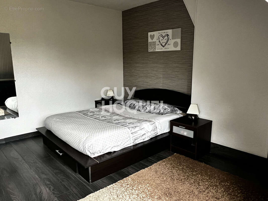 Maison à FONTENAY-TRESIGNY