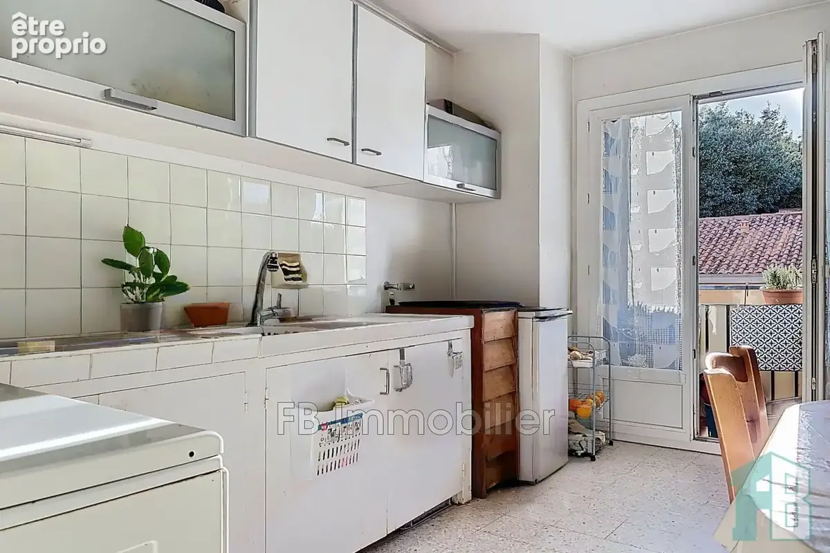 Appartement 2 pièces 50 m² à vendre à Salon-De-Provence (13300) - photo 6