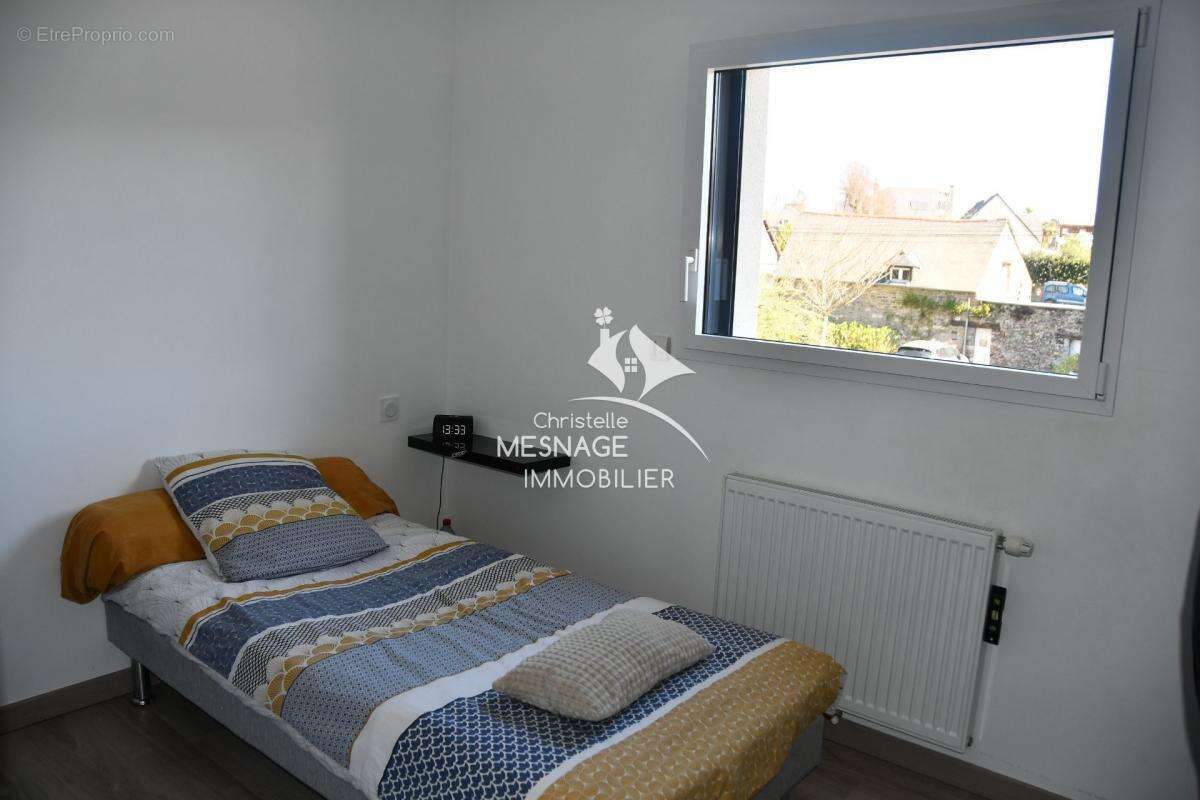 Maison à PLOUER-SUR-RANCE