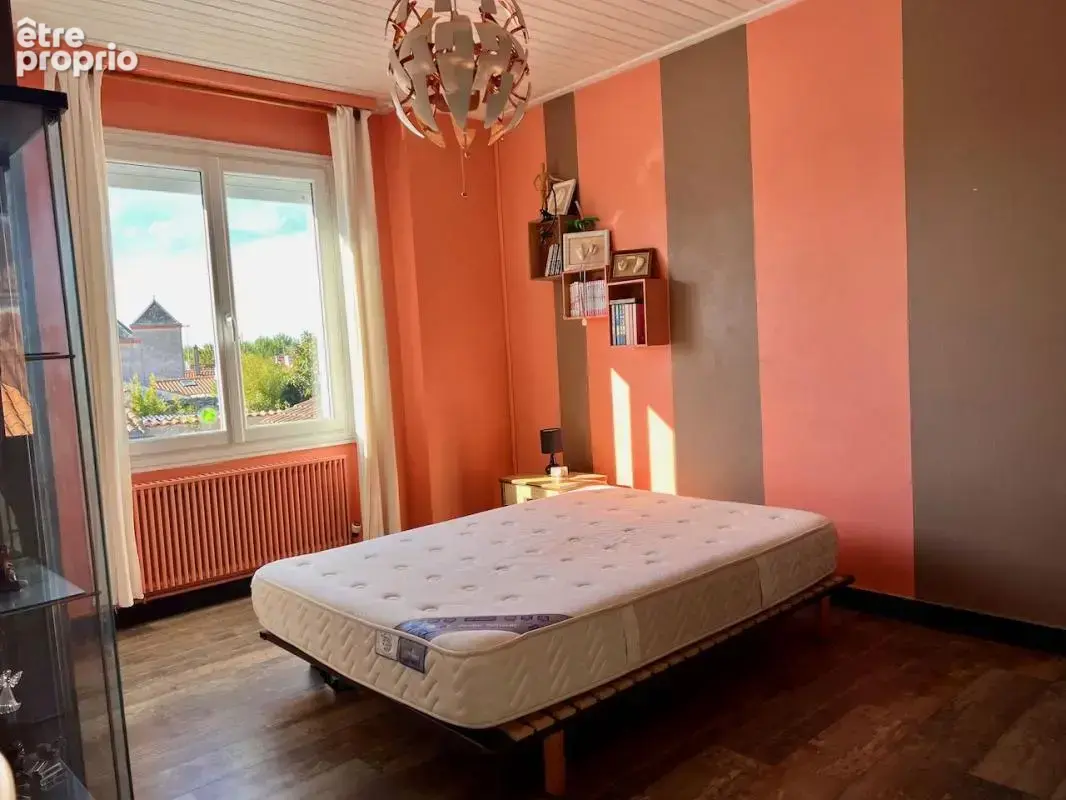 Maison de bourg de 140m2 au coeur de bouin - photo 5