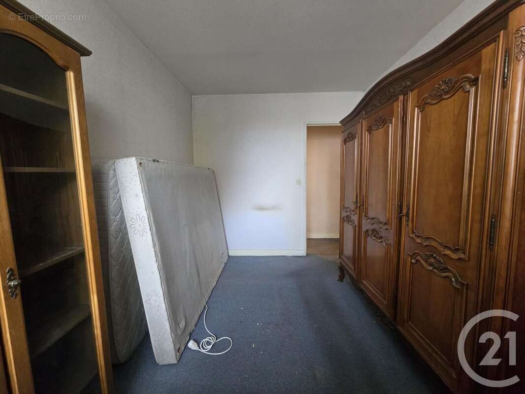 Appartement à SAINT-MAUR-DES-FOSSES