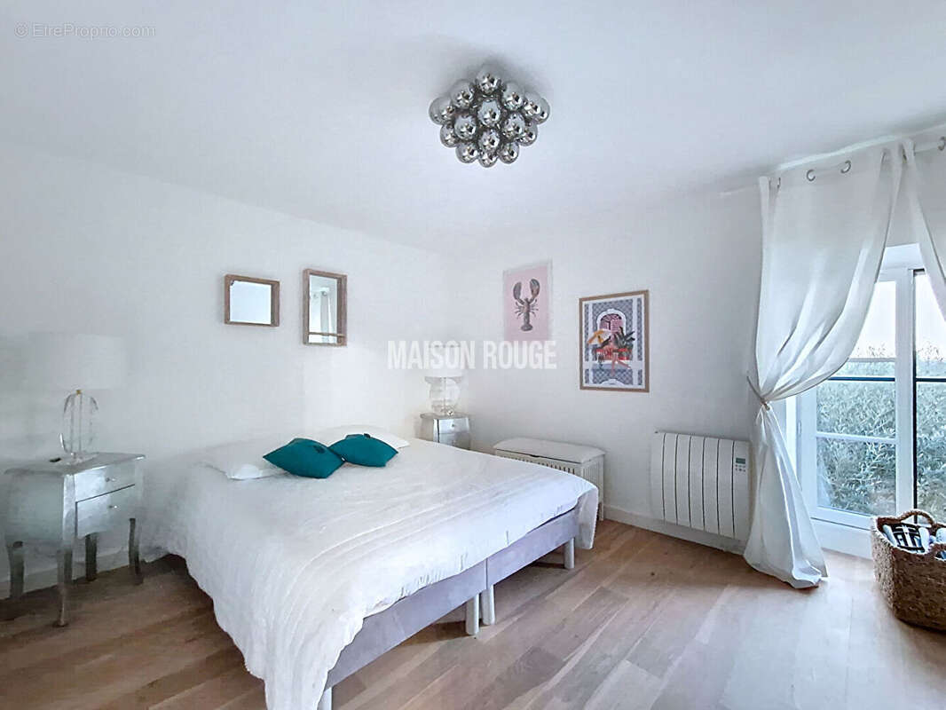 Maison à PLOUER-SUR-RANCE