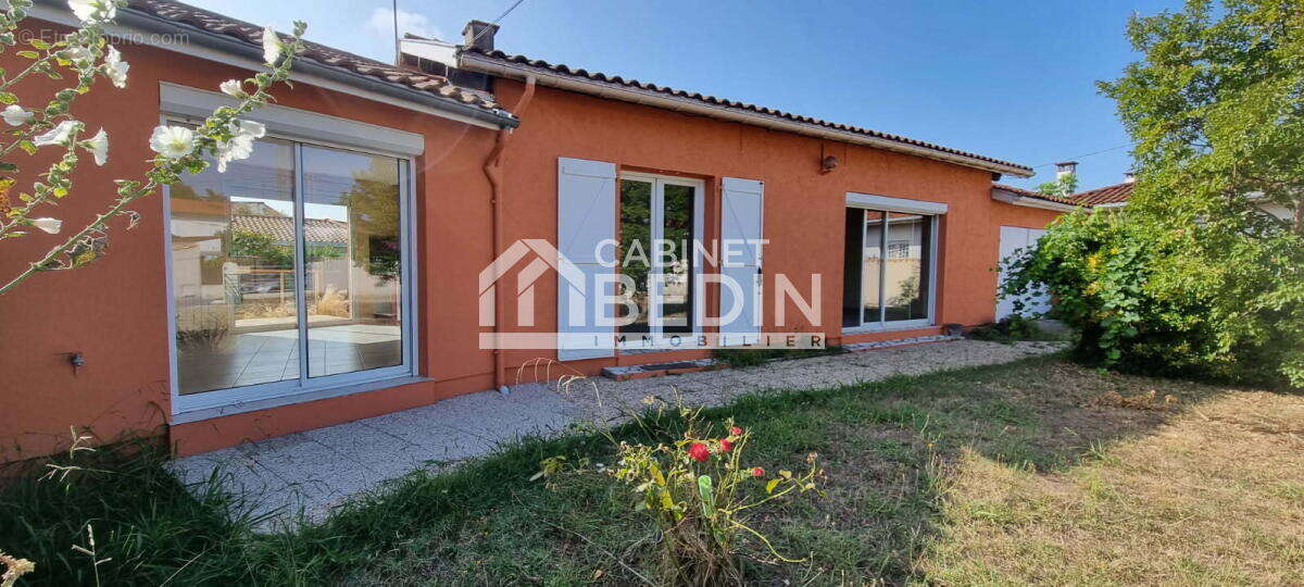 Maison à SAINT-ANDRE-DE-CUBZAC