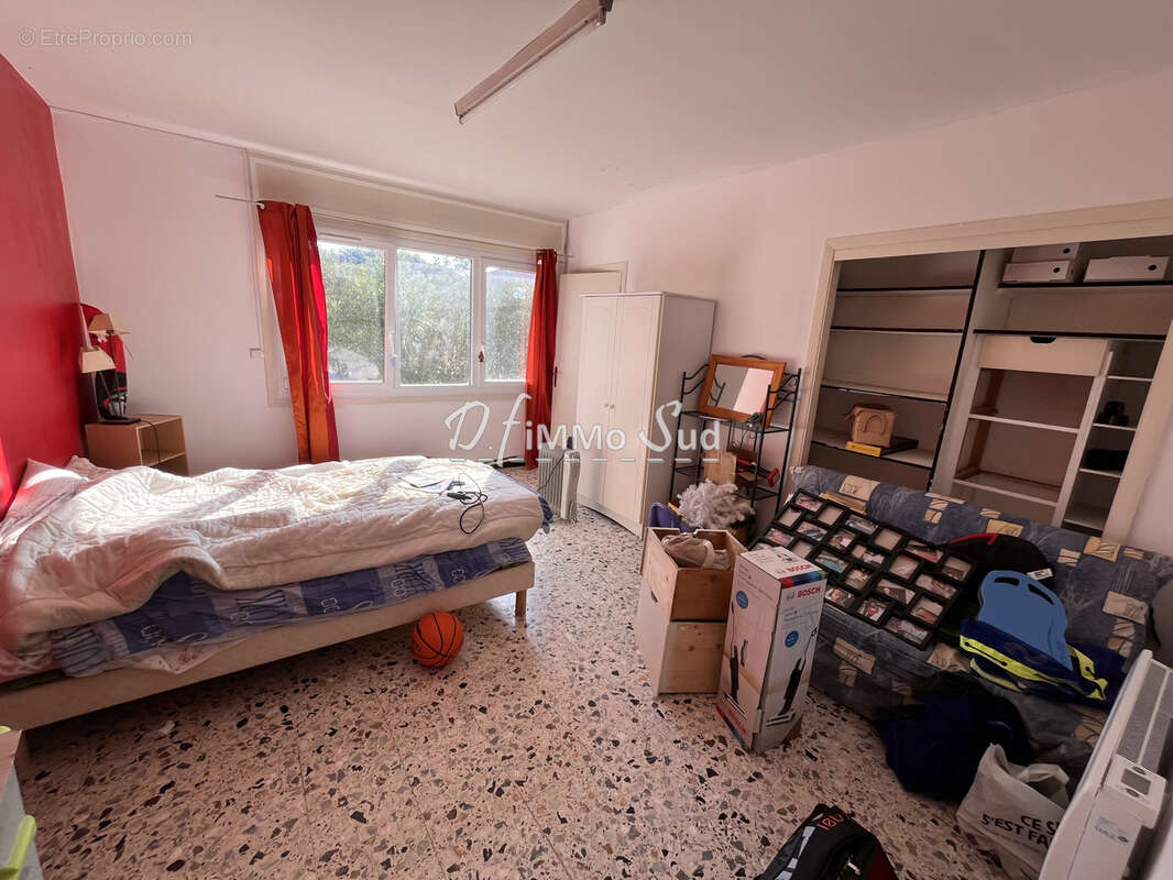 Maison à LEZIGNAN-CORBIERES