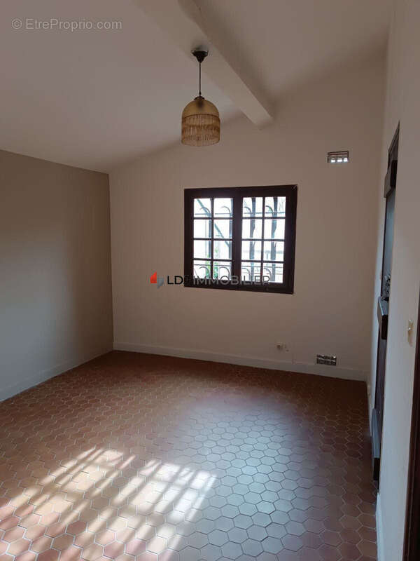 Maison à MONTFERRER