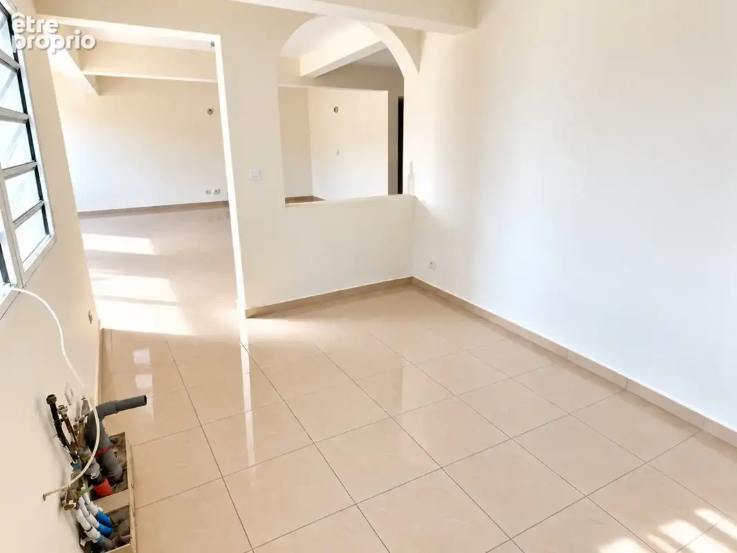Maison 5 pièces 240 m² à vendre à Saint-Andre (97440) - photo 6