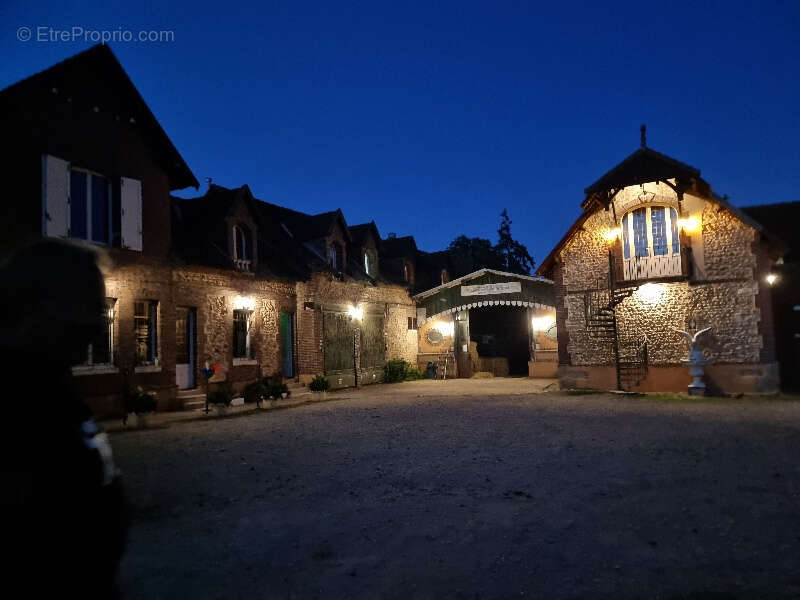 Maison à FONTAINEBLEAU