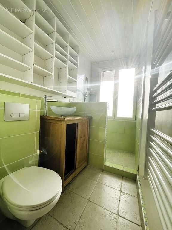 Maison + terrasse et KGB - photo 14