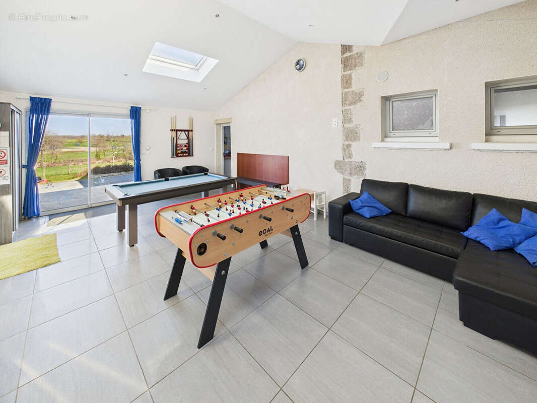 Maison à BOUSSAC-BOURG