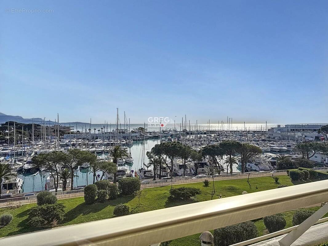 Appartement à VILLENEUVE-LOUBET