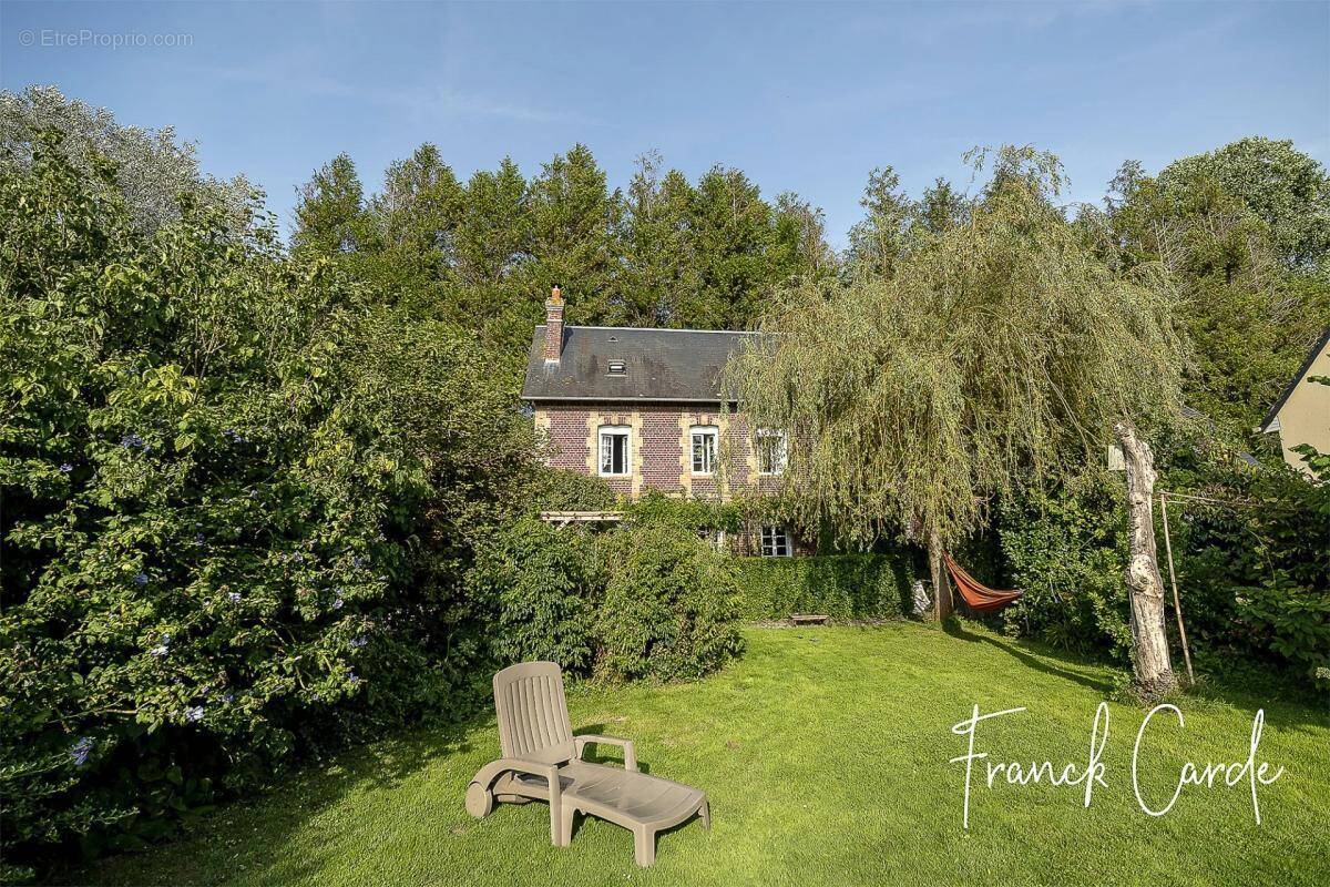 Maison à HAUTOT-SUR-MER