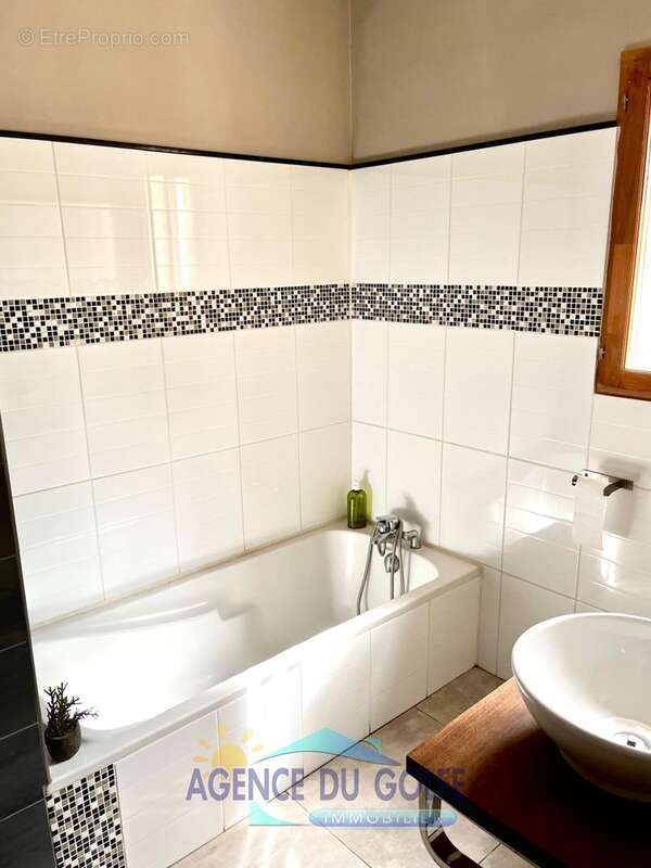 Maison à LA PENNE-SUR-HUVEAUNE