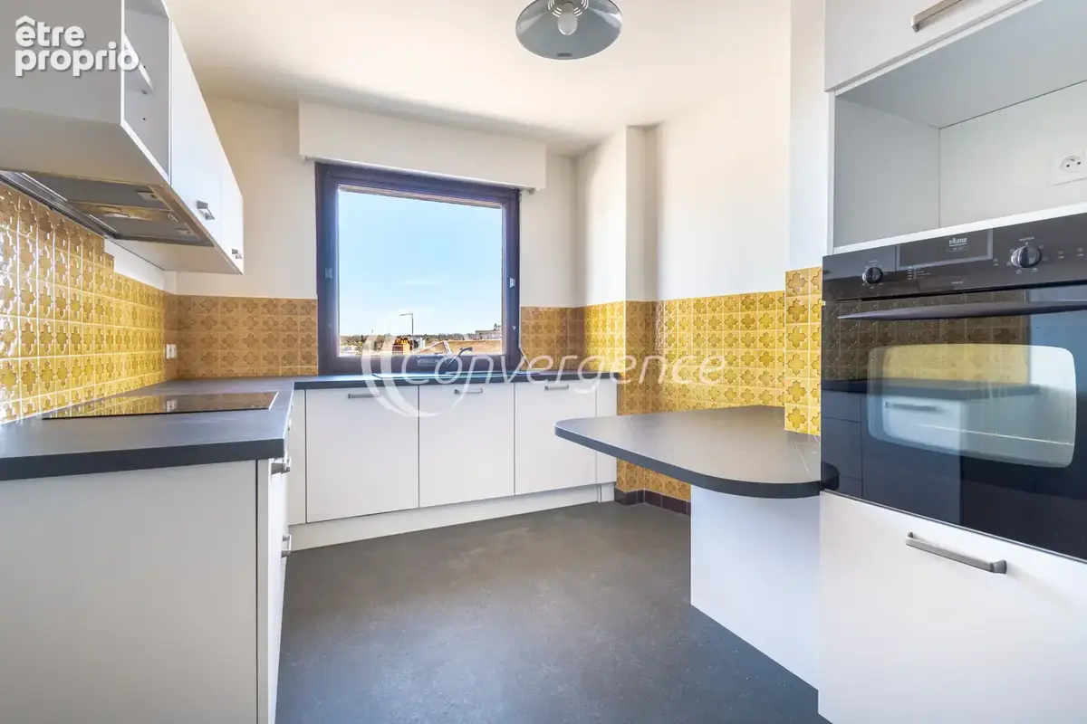 Appartement en hyper centre - Vue sur la Cathédrale - photo 3