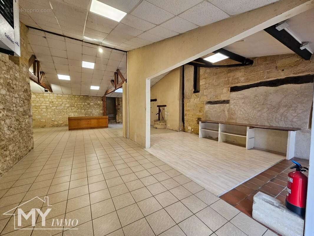 Commerce à SAINTE-FOY-LA-GRANDE