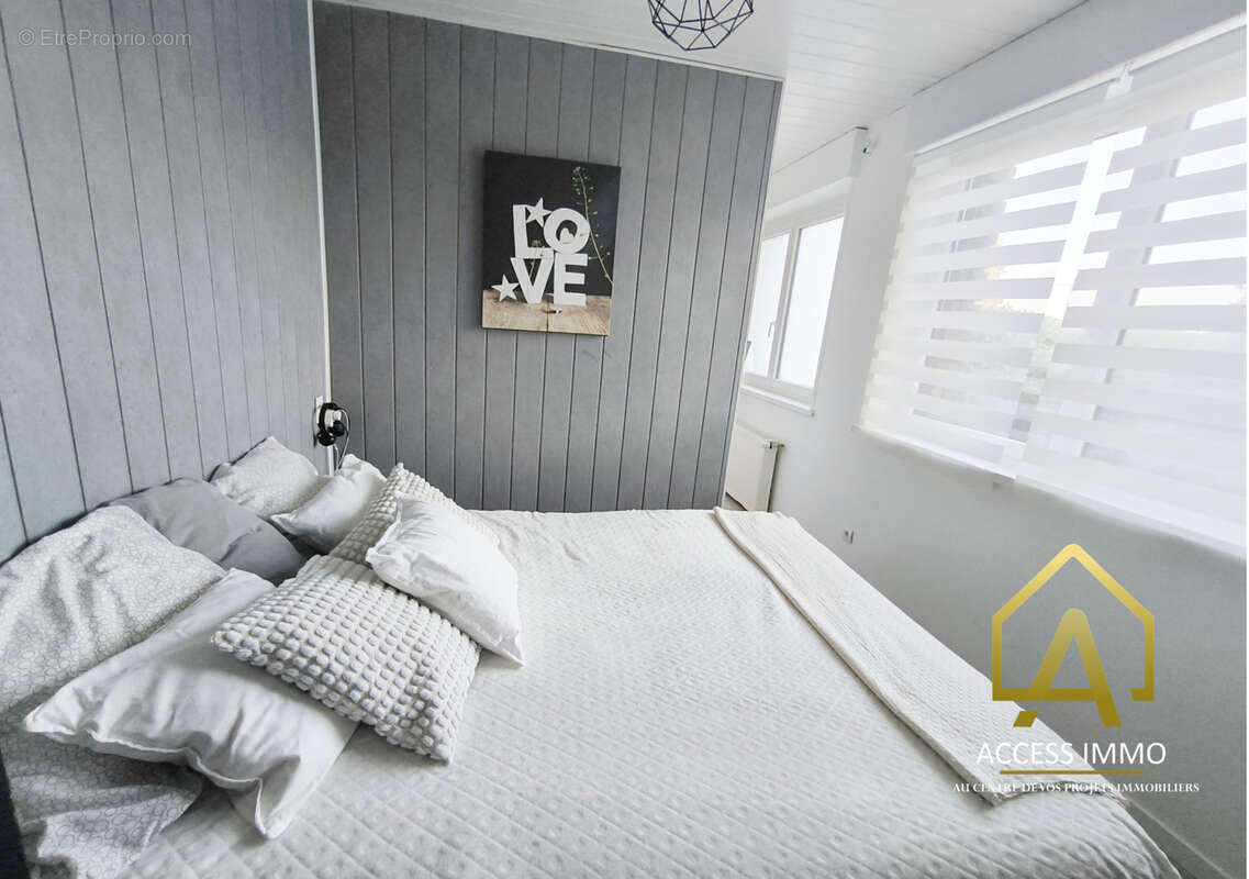 Maison à VIEUX-CONDE