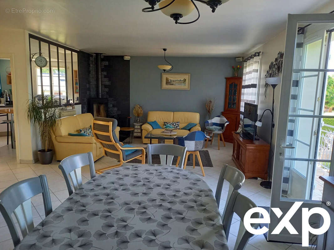 Maison à LA MEMBROLLE-SUR-CHOISILLE